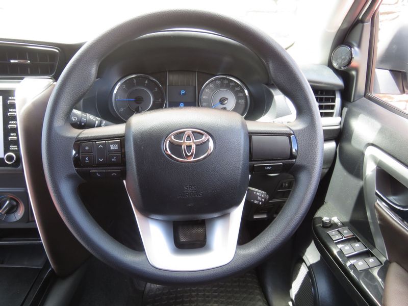 2019 TOYOTA FORTUNER 2.4GD-6 AUTO