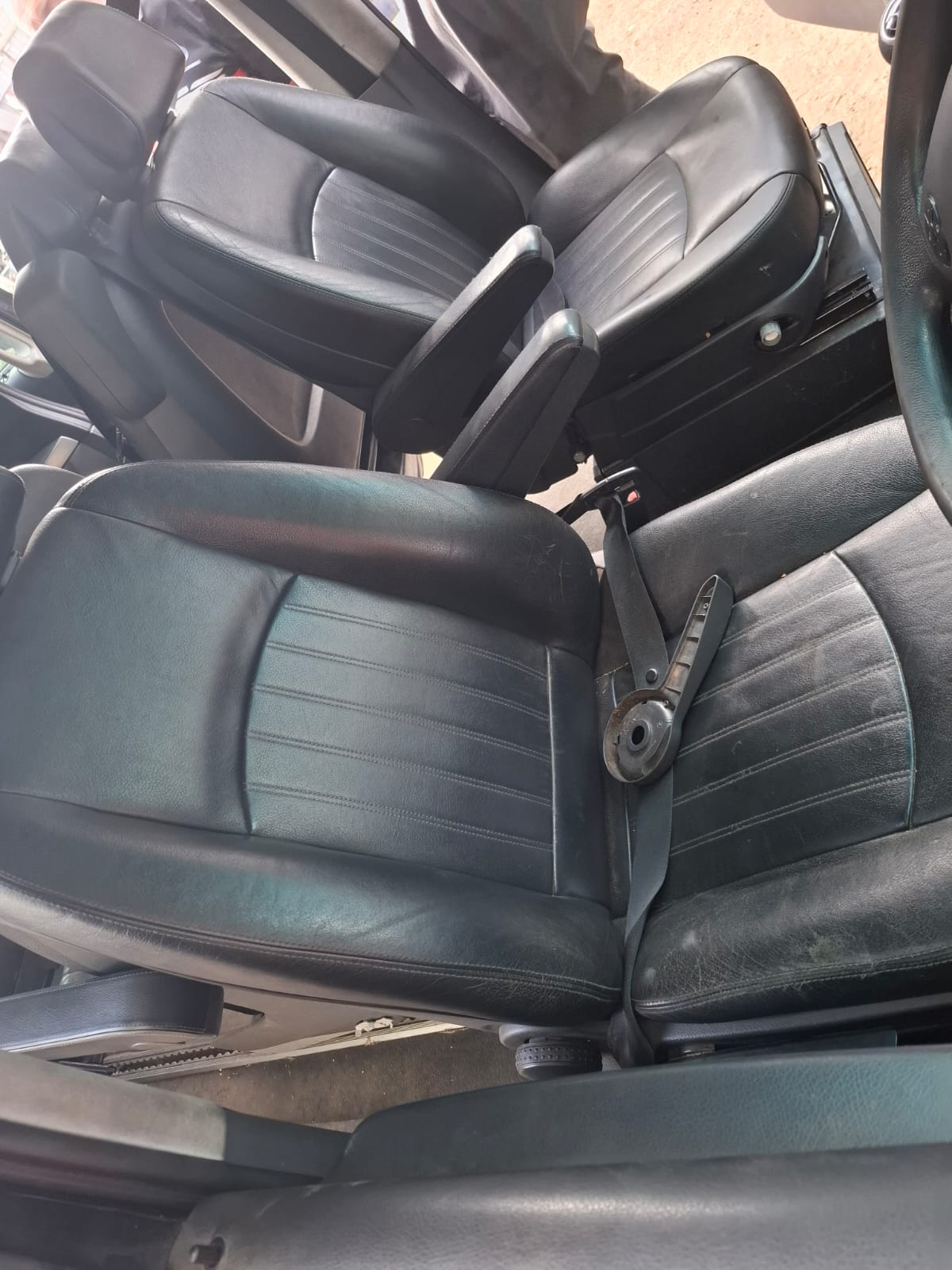 Mercedes Viano 3.0 CDI V6 stripping spares used parts for sale - Private Seller