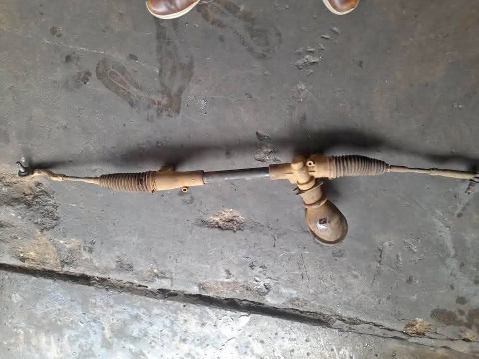 TOYOTA ETOS STEERING RACK - Private Seller TOYOTA ETOS STEERING RACK - Private Seller