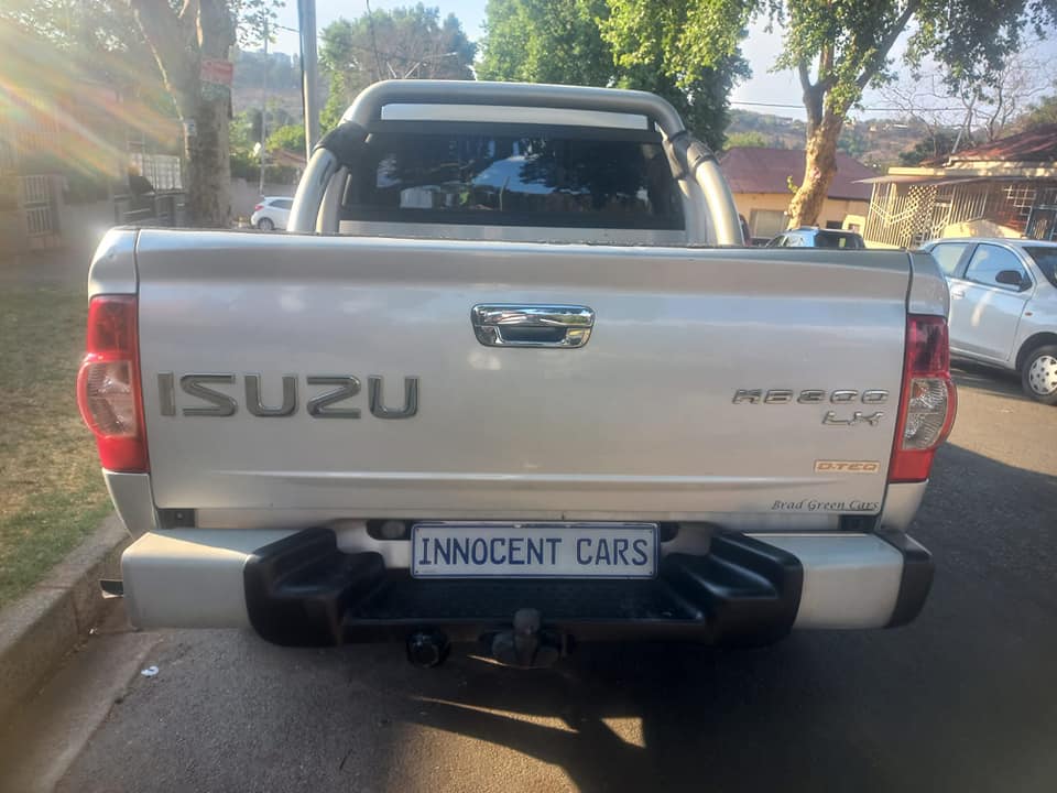 2009 ISUZU KB250 LX DIESEL, MANUAL, DOUBLE CAB, SILVER COLOR, MILEAGE 254000KMS