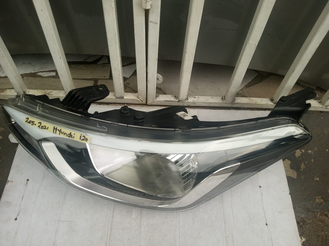 2016-2020 HYUNDAI I20 GRAND LEFT SIDE HEADLIGHT FOR SALE - Private Seller 2016-2020 HYUNDAI I20 GRAND LEFT SIDE HEADLIGHT FOR SALE - Private Seller