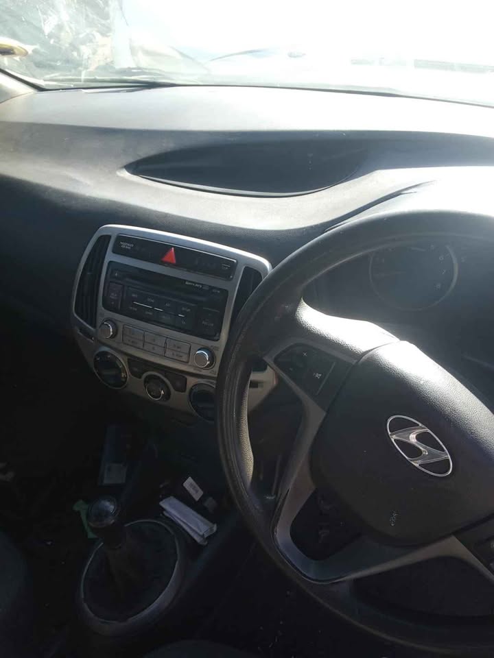 Hyundai i20 Normal 2013 Model stripping for spares