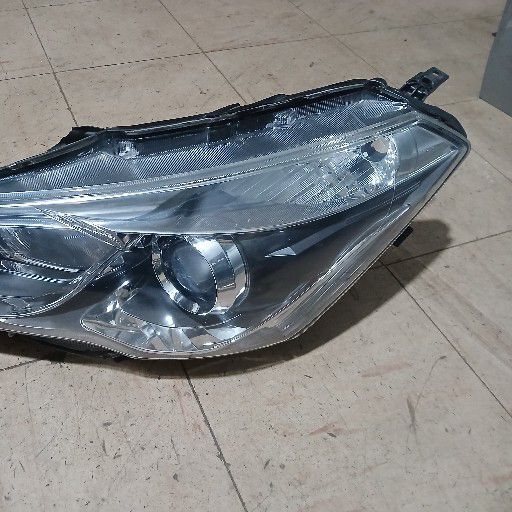 Suzuki ciaz headlight - Private Seller