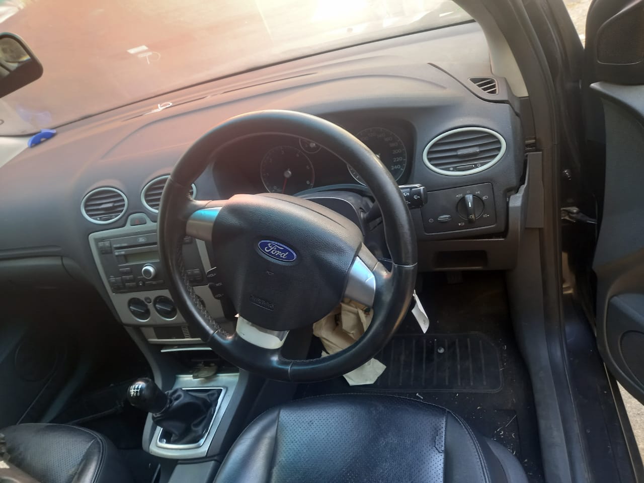 FORD FOCUS 1.6 TDCI STRIPPING FOR PARTS - Private Seller