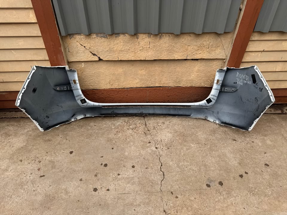 Hyundai Tucson Rear Back Bumper - Private Seller Hyundai Tucson Rear Back Bumper - Private Seller