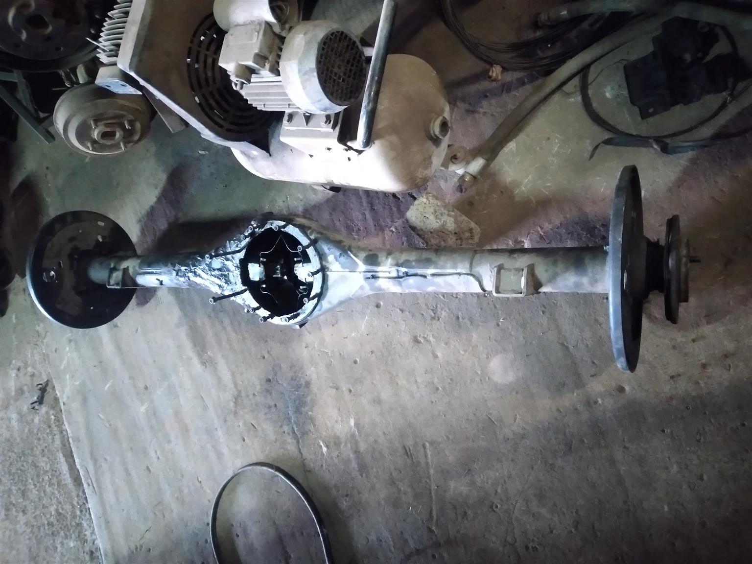 Toyota hilux d4d high rider diff for spares - Private Seller