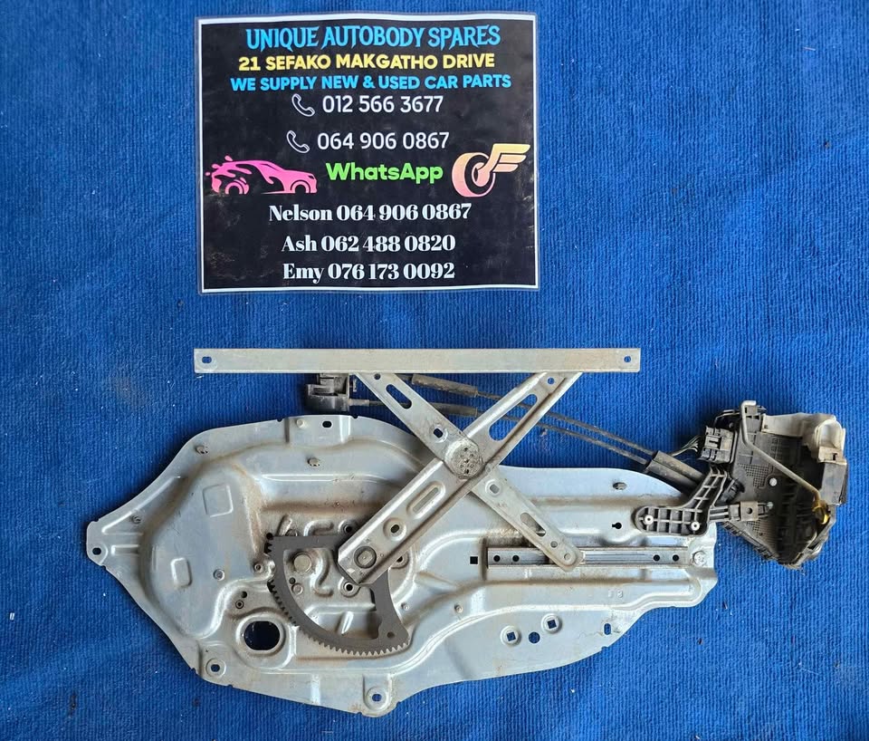 Kia Cerato Left Front Door 2008 - 2012