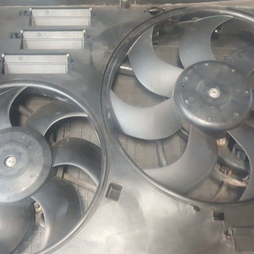 2012 Range Rover Evoque 2.0l Si4 Radiator Fan for sale