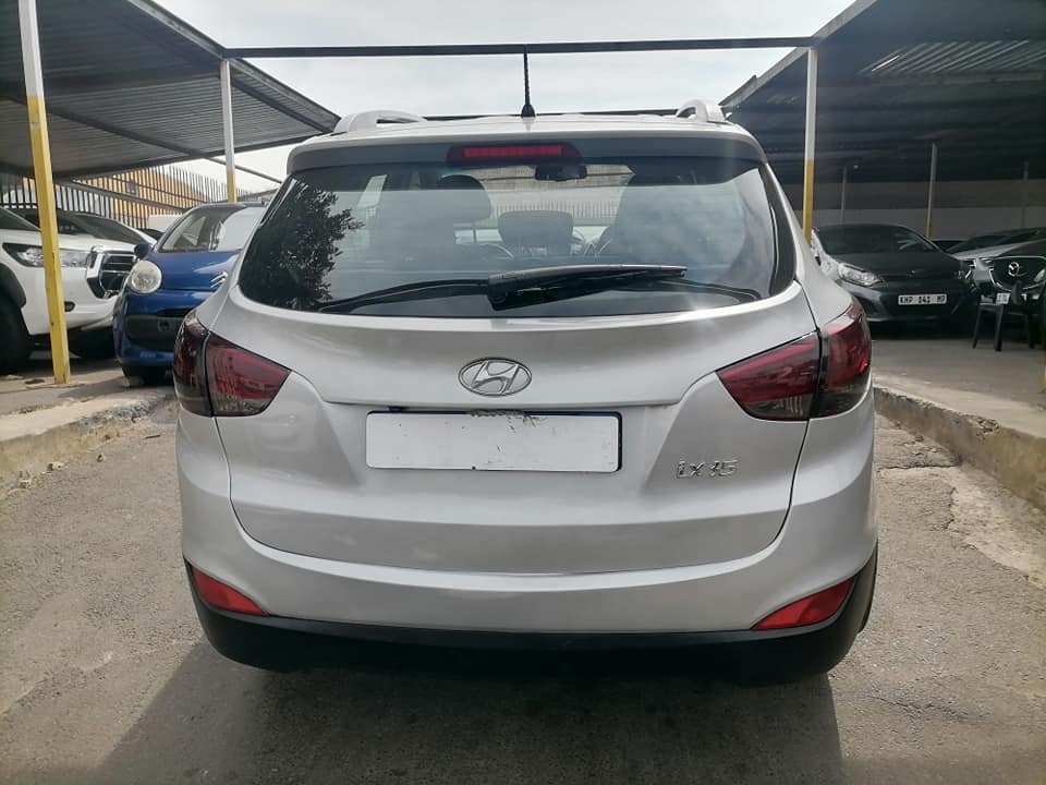 2012 Hyundai iX35 2.0 leather seat and Automatic