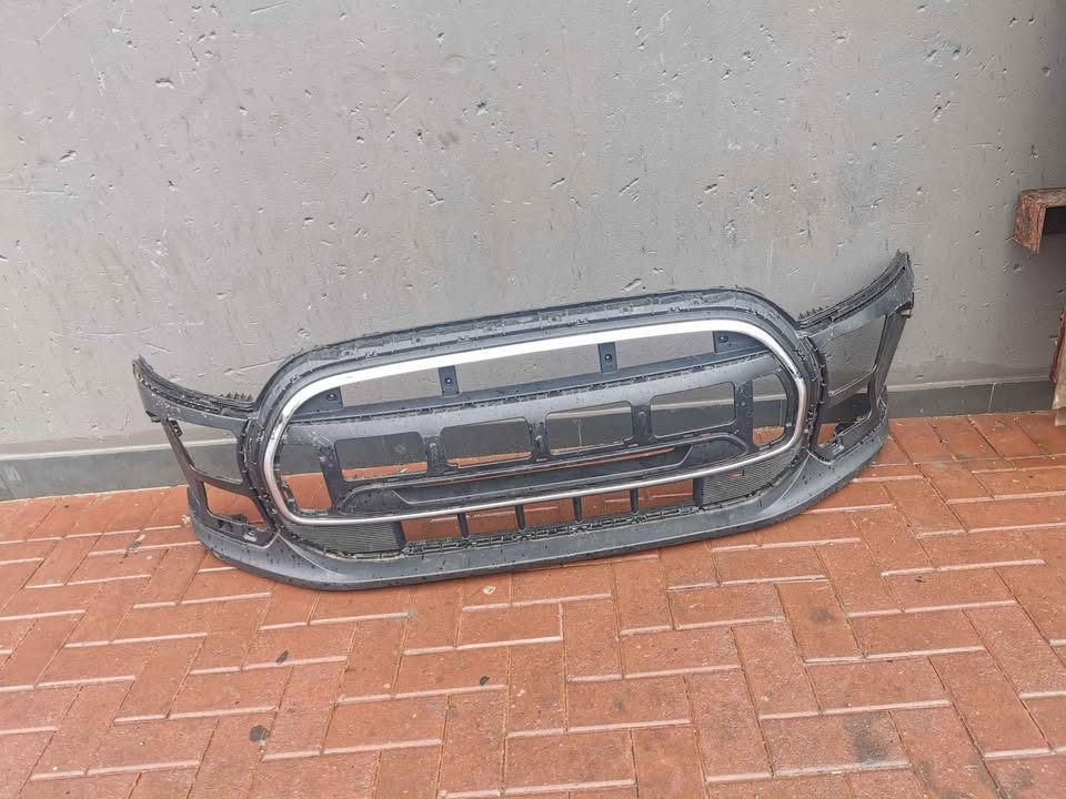 Mini Cooper clubman front bumper - Private Seller Mini Cooper clubman front bumper - Private Seller