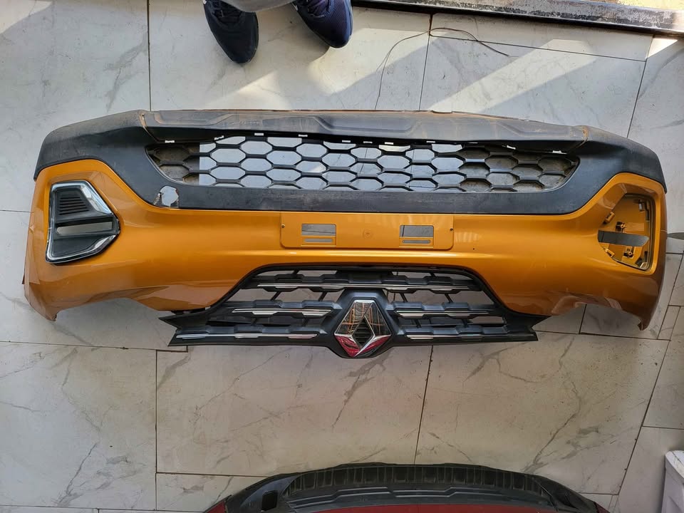 RENAULT TRIBER FRONT BUMPER FOR SALE - Private Seller RENAULT TRIBER FRONT BUMPER FOR SALE - Private Seller