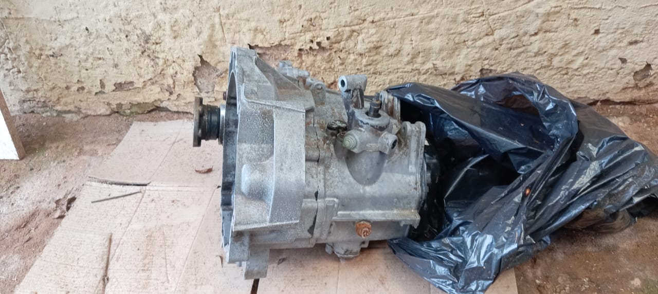 Polo Vivo gearbox for Sale - Private Seller