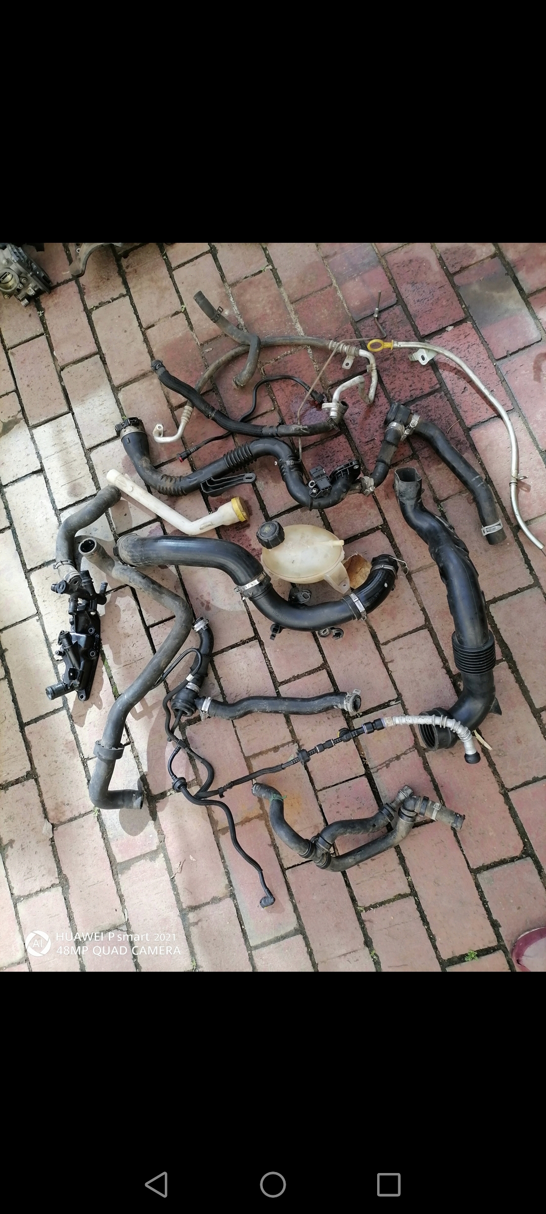 Stripping Renault 900t spares - Private Seller Stripping Renault 900t spares - Private Seller