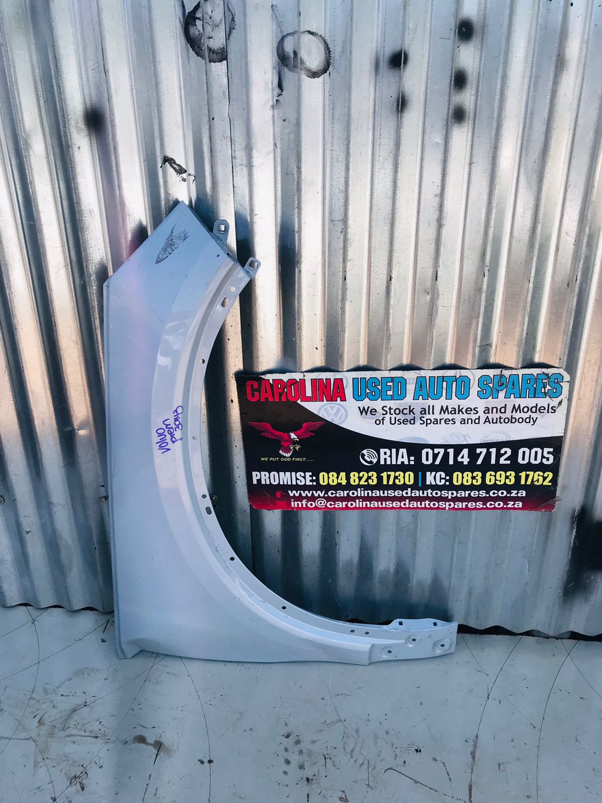 Volvo XC40 right side fender - Private Seller Volvo XC40 right side fender - Private Seller