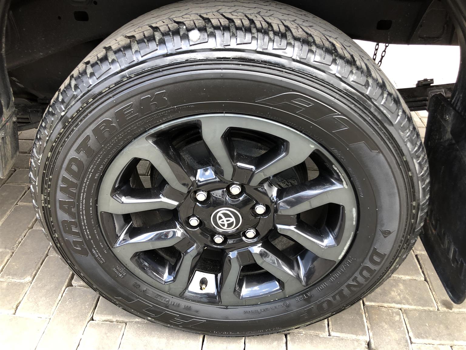 Used 2023 Toyota Hilux 2.8GD-6 Xtra cab 4x4 Legend - Private Seller Used 2023 Toyota Hilux 2.8GD-6 Xtra cab 4x4 Legend - Private Seller