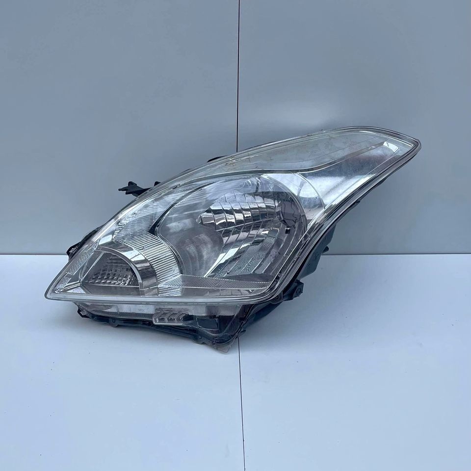 Toyota Starlet Headlight (Left) - Private Seller