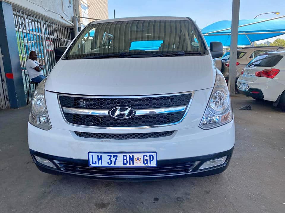 2013 HYUNDAI H-1 2.5 (DIESEL)AUTOMATIC