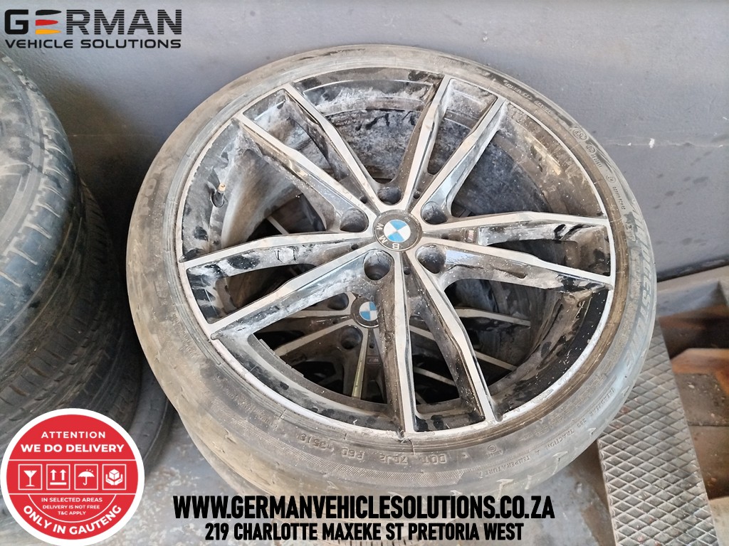 BMW 225/40R19 mag rim tyre set for sale