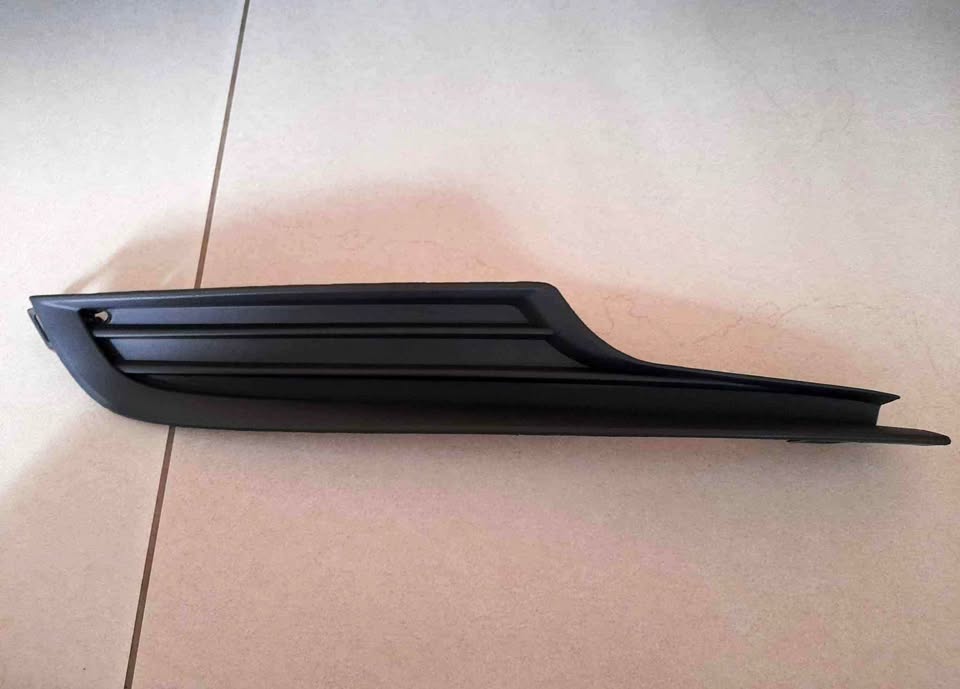 VW GOLF 7 TSI 2013 ON NEW FRONT BUMPERS SIDE GRILLES LOWER PRICE