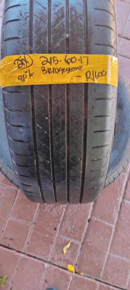 2x Bridgestone 80% - Private Seller 2x Bridgestone 80% - Private Seller