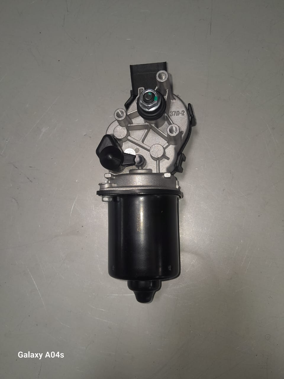 RENAULT SANDERO 900T WIPER MOTOR FOR SALE - Private Seller RENAULT SANDERO 900T WIPER MOTOR FOR SALE - Private Seller