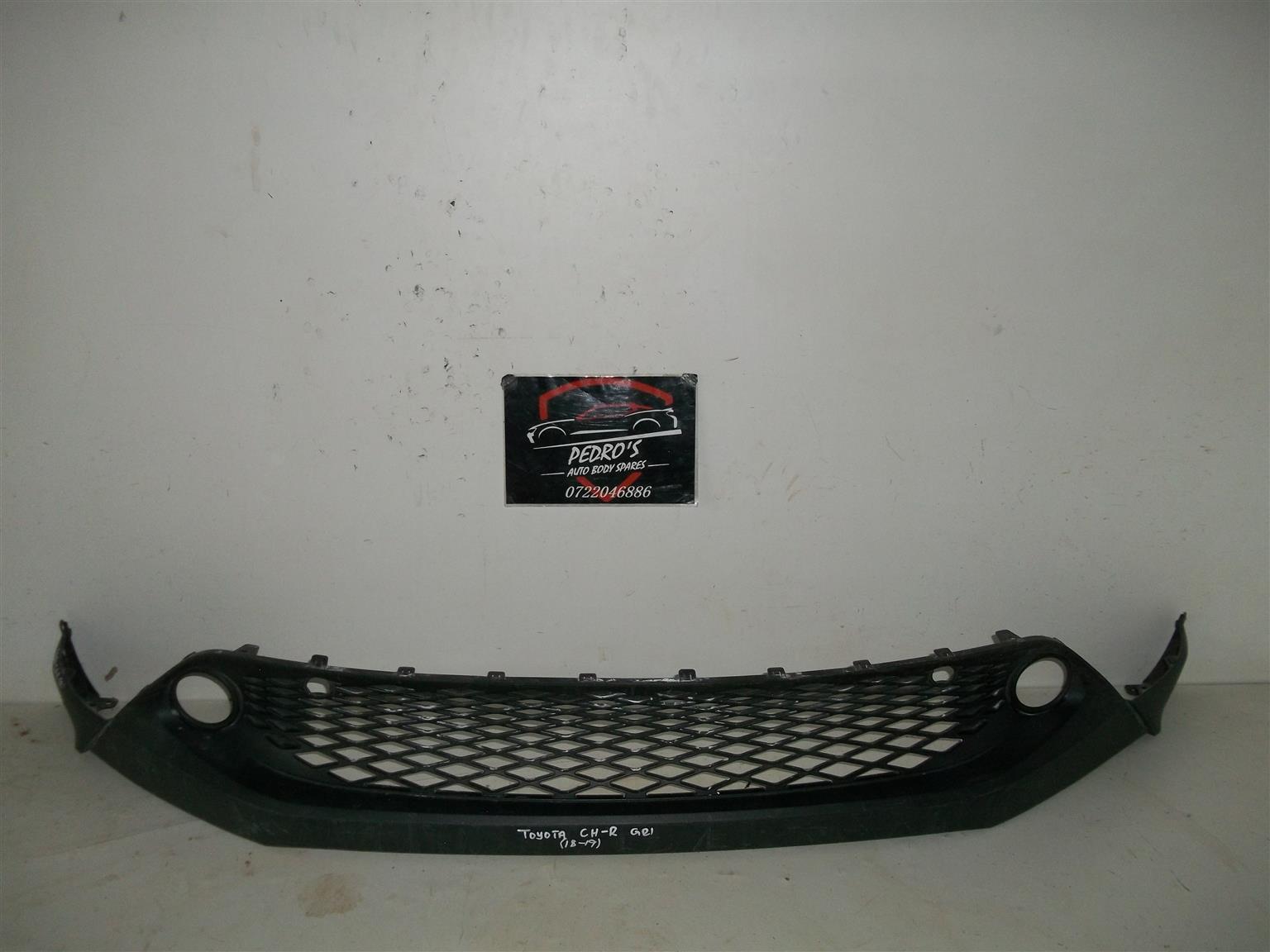 Toyota CH-R '18-'19 lower front grille - Private Seller Toyota CH-R '18-'19 lower front grille - Private Seller