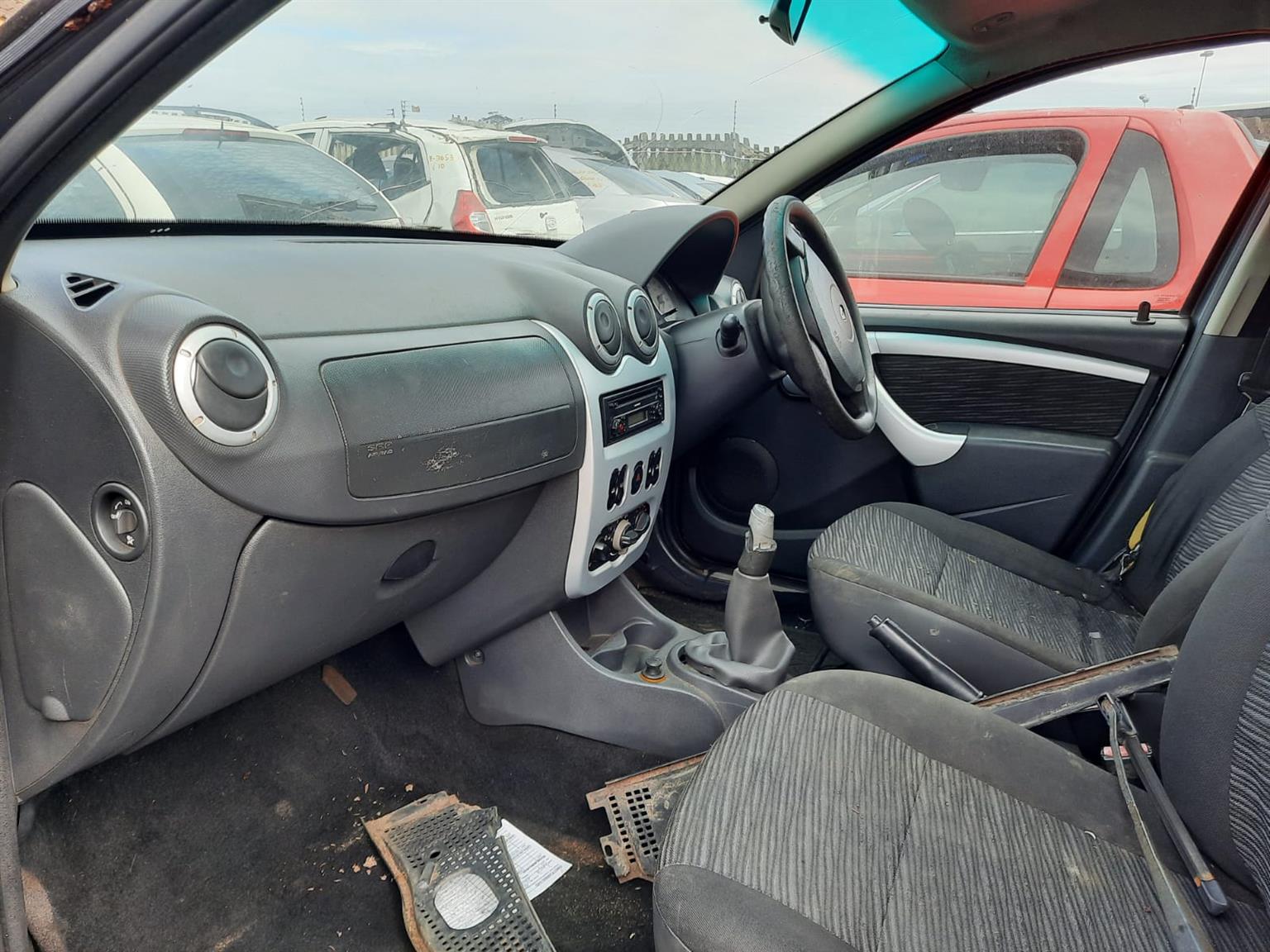 2009 Renault Sandero 1.6 8v - Stripping For Spares