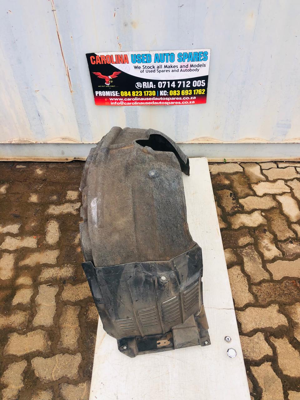 Toyota Lexus RX350 right side front fender liner (2016-2022) - Private Seller Toyota Lexus RX350 right side front fender liner (2016-2022) - Private Seller
