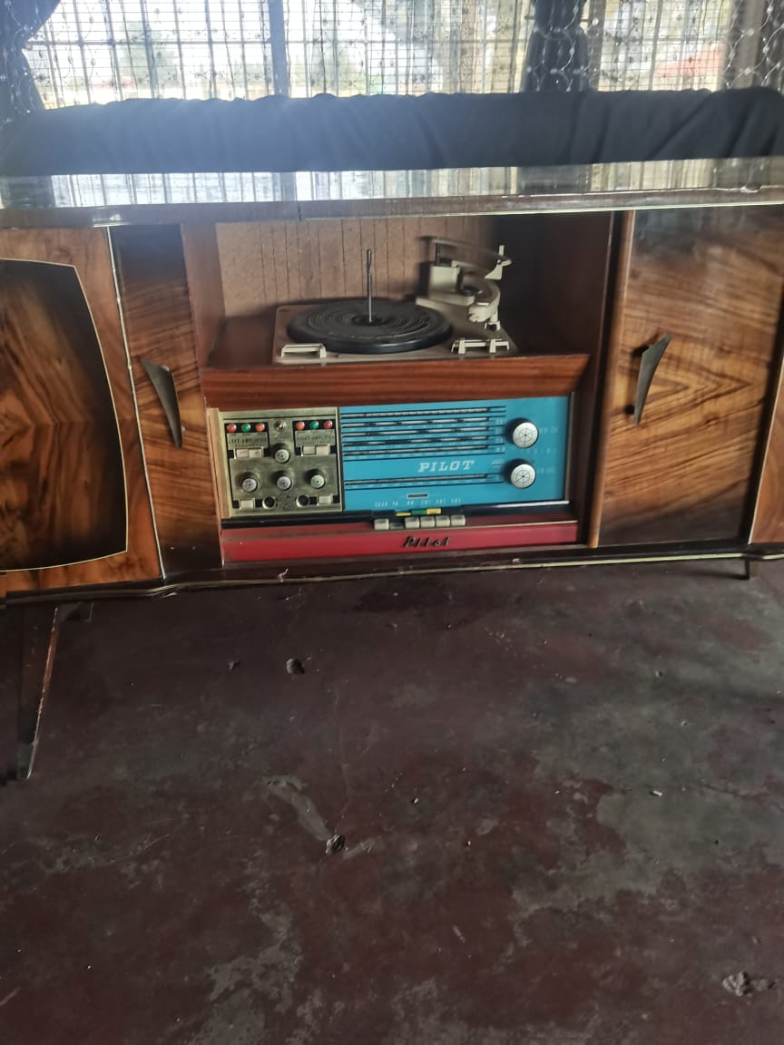 Antique Pilot Radio Gram