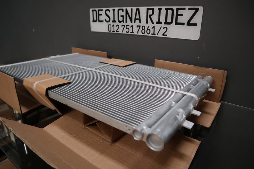 BMW F25 X3 / F26 X4 AIR CONDENSER - Private Seller BMW F25 X3 / F26 X4 AIR CONDENSER - Private Seller