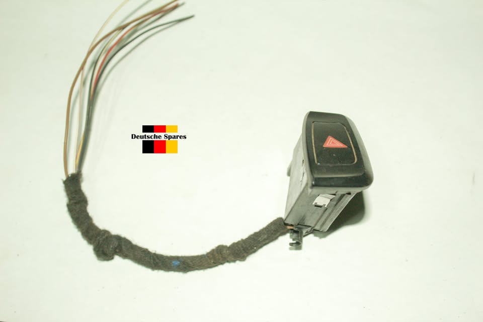 AUDI A4 B8 HAZARD SWITCH OEM:8K2941509 - Private Seller