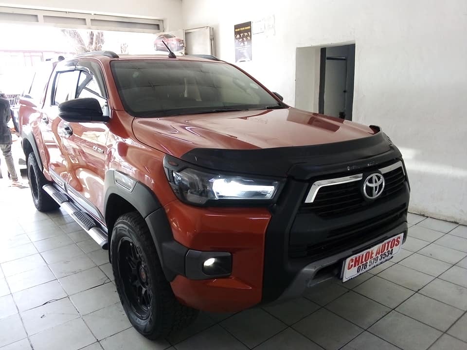 2018 TOYOTA HILUX 2.8 GD6 4X4 DOUBLE CAB ORANGE CANOPY MANUAL DIESEL FULL SERVICE HISTORY
