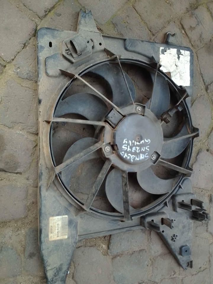 Renault sandero radiator fan - Private Seller Renault sandero radiator fan - Private Seller