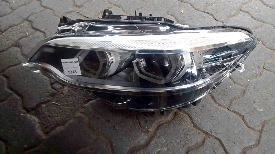 BMW M2 ADAPTIVE LED HEADLIGHTS - Private Seller BMW M2 ADAPTIVE LED HEADLIGHTS - Private Seller