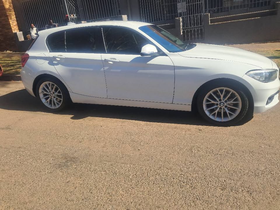 BMW 118i F20 2017