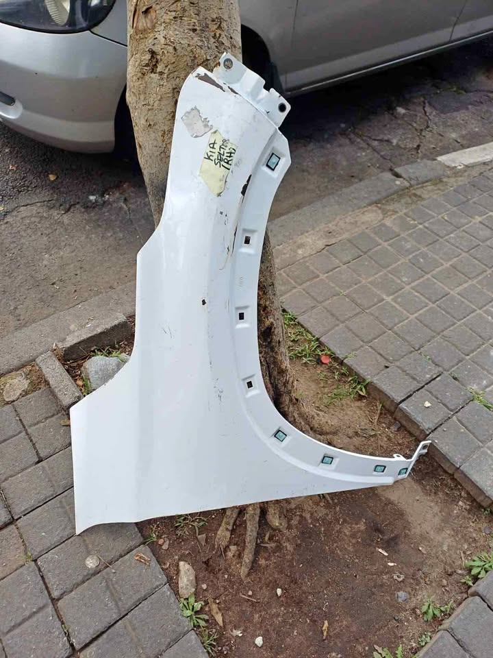 Kia seltos fender - Private Seller Kia seltos fender - Private Seller
