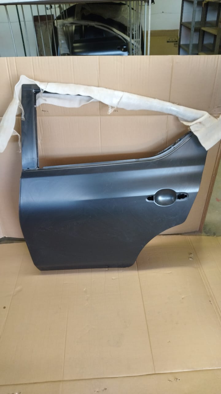 Nissan Almera Left Rear Door - Private Seller