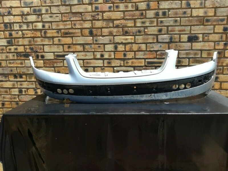 Volkswagen Jetta 4 Front Bumper Original - Private Seller Volkswagen Jetta 4 Front Bumper Original - Private Seller