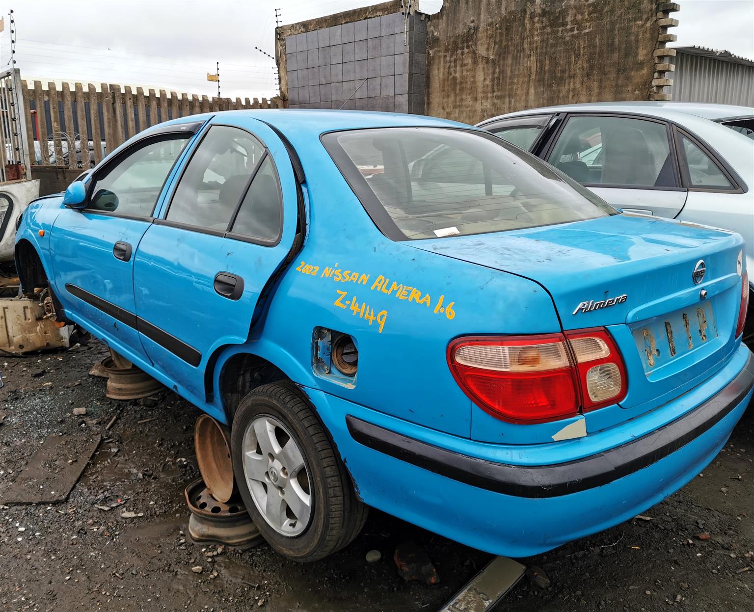 Stripping 2002 model, Nissan Almera 1.6 for spares