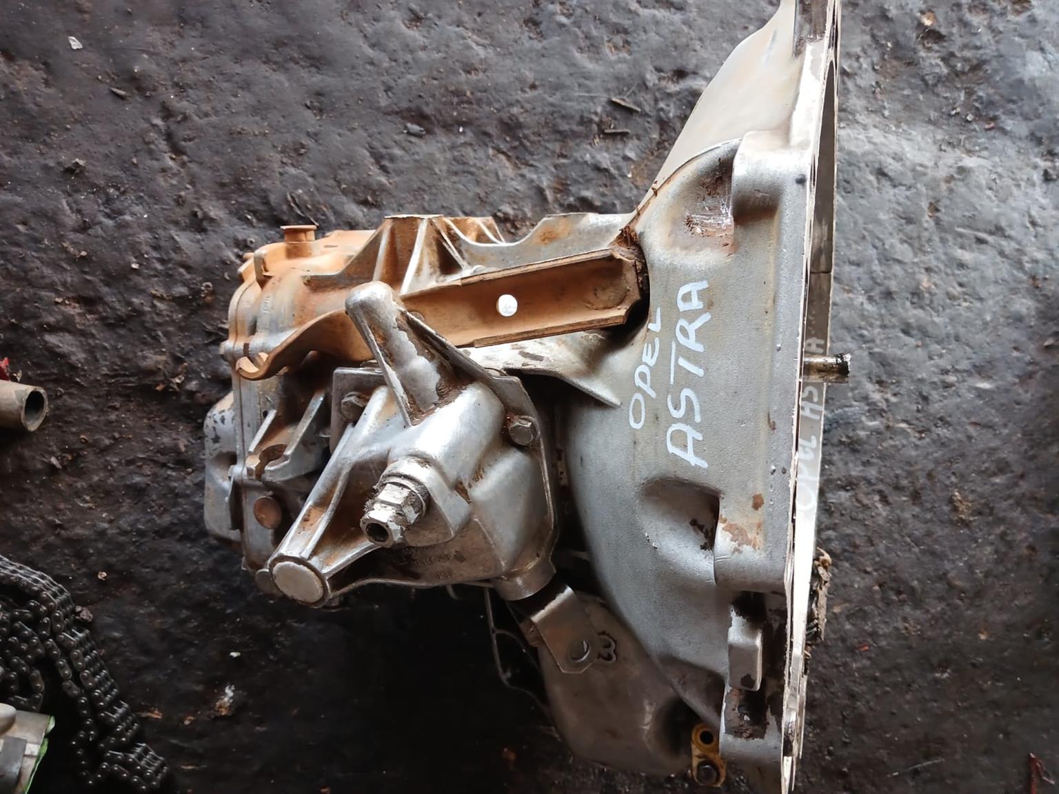 Opel Astra 1.6 F13 Gearbox for sale - Private Seller Opel Astra 1.6 F13 Gearbox for sale - Private Seller