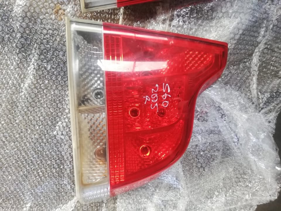 VOLVO S60 2005 TAIL LIGHT FOR SALE - Private Seller