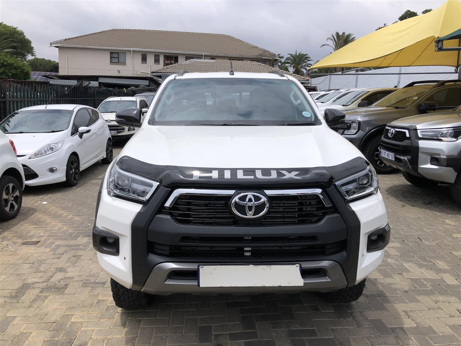 Used 2024 Toyota Hilux 2.4GD-6 double cab 4x4 Raider manual - Private Seller Used 2024 Toyota Hilux 2.4GD-6 double cab 4x4 Raider manual - Private Seller