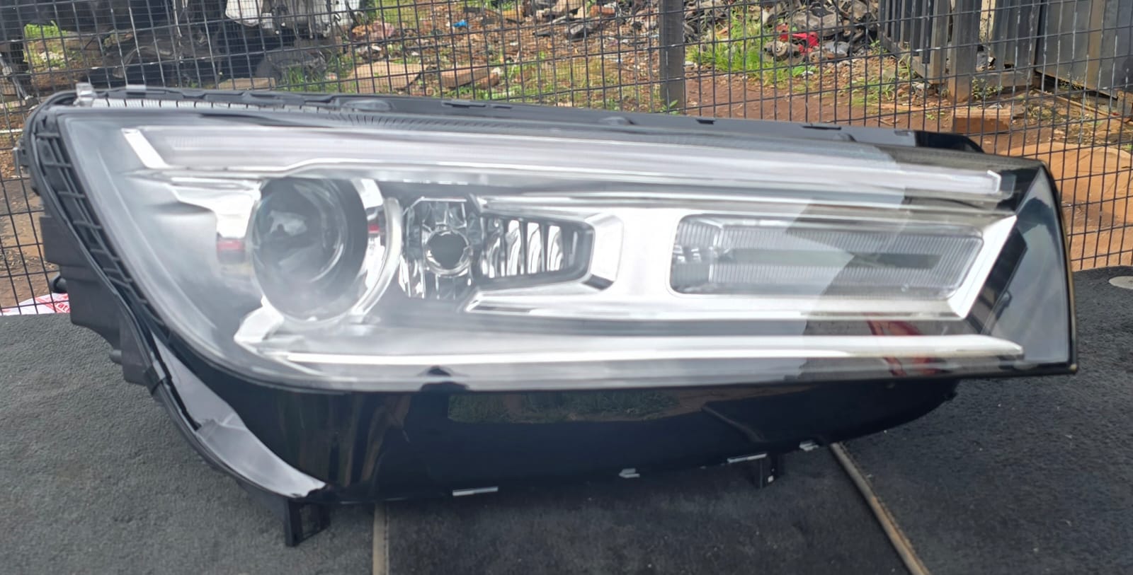 New stock arrivals  Audi q5 2018 Right xenon head lamp  80a 941 043 a/g - Private Seller