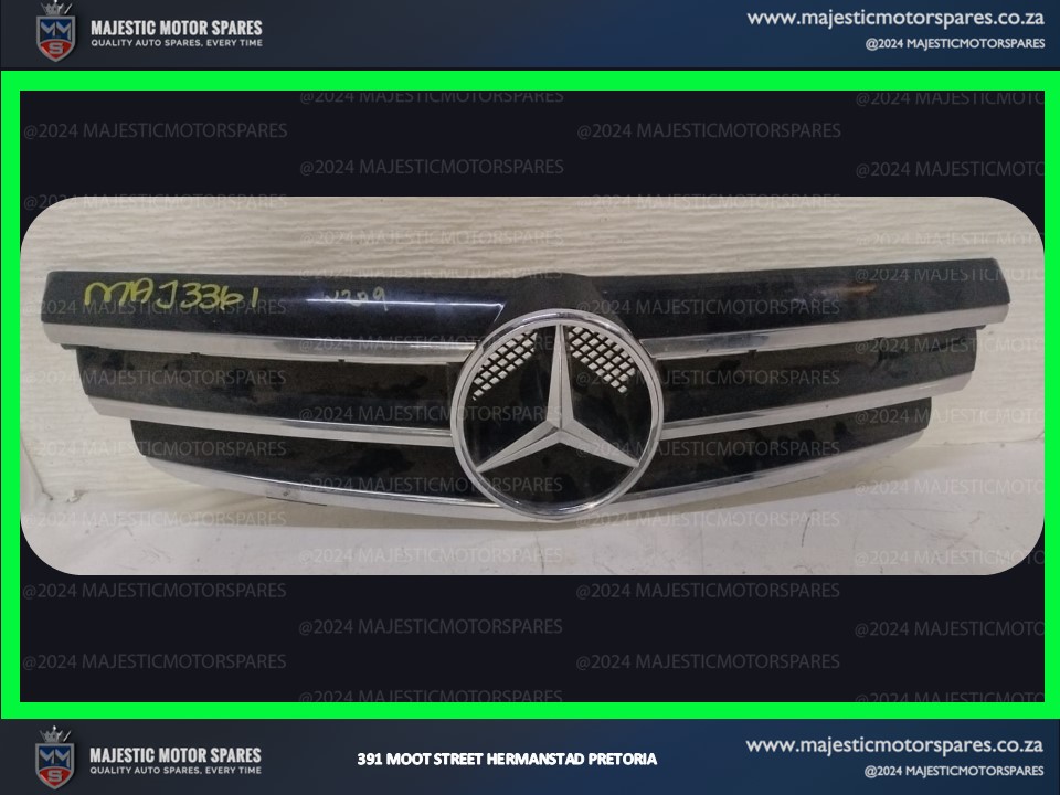 2007 Mercedes benz clk 350 front grille – second-hand for sale - Private Seller 2007 Mercedes benz clk 350 front grille – second-hand for sale - Private Seller
