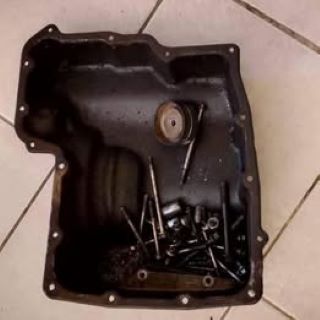 Ford Ranger 2.2 T6 Oil sump - Private Seller Ford Ranger 2.2 T6 Oil sump - Private Seller