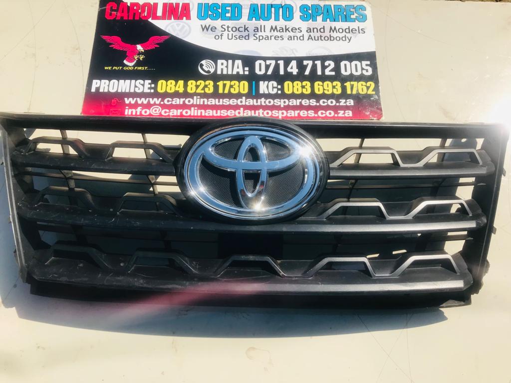 Toyota Fortuner GD6 legend limited radiator grill with badge - Private Seller Toyota Fortuner GD6 legend limited radiator grill with badge - Private Seller
