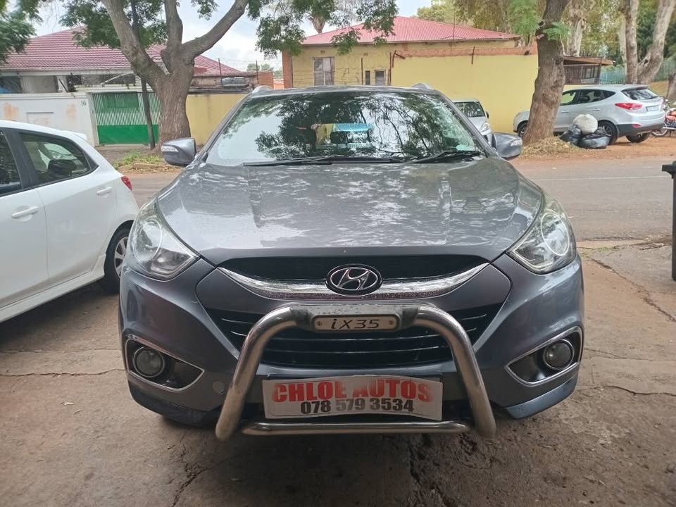 Hyundai ix35 2.0 ex manual 2013 88000km Grey