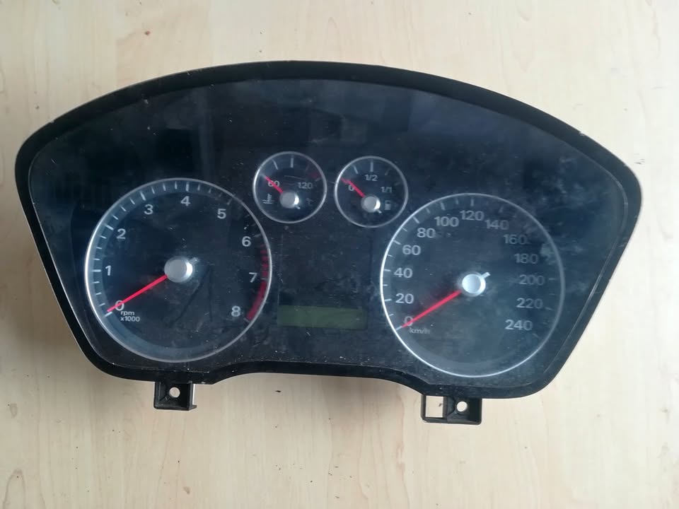FORD FOCUS CMAX DMZ CLUSTER