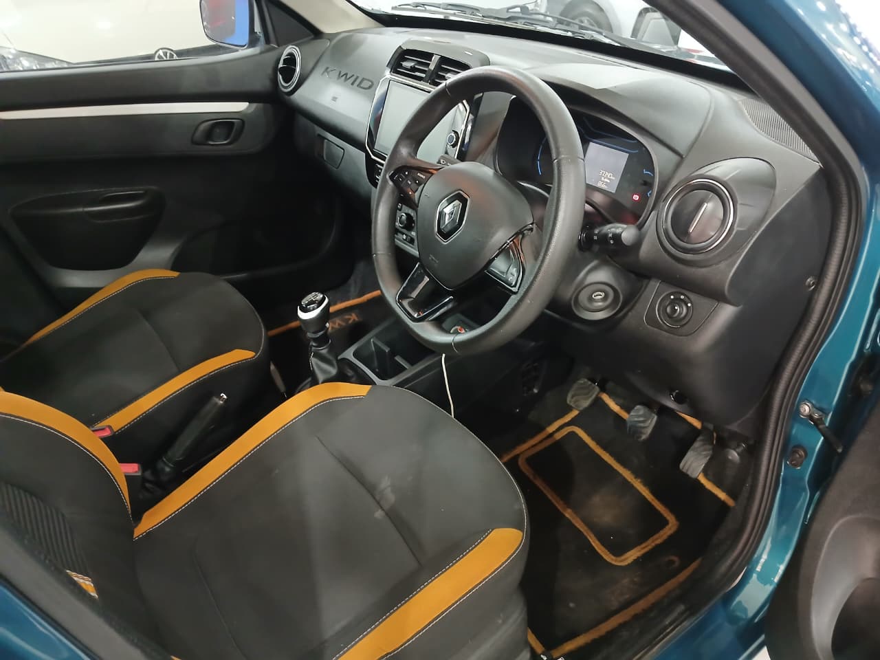 Used Renault Kwid 1.0 Dynamique - Private Seller Used Renault Kwid 1.0 Dynamique - Private Seller