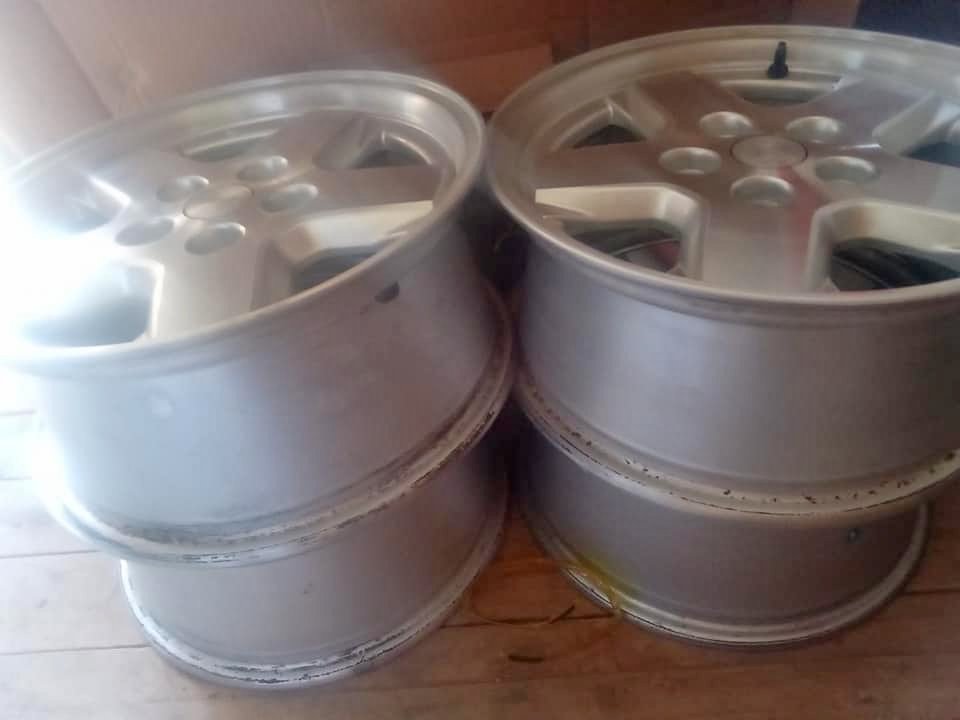 Jeep 16 inch rims set 4 for sale - Private Seller Jeep 16 inch rims set 4 for sale - Private Seller